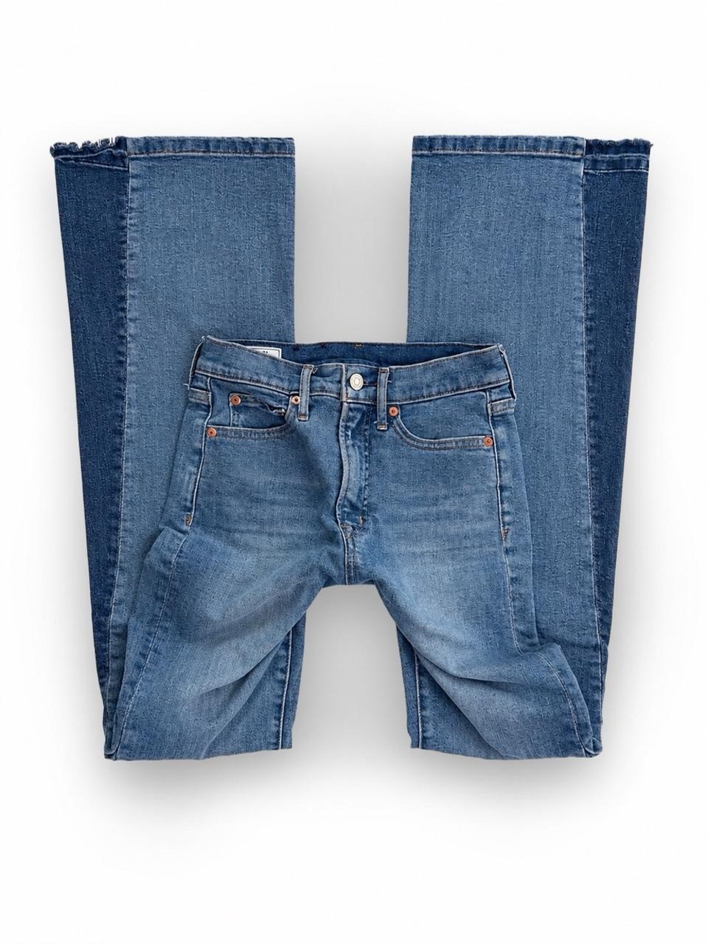 Gap high rise 70s flare jeans in blue, size 25